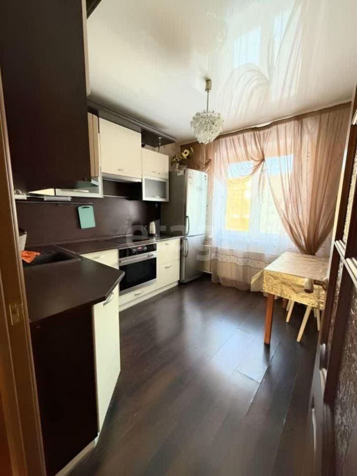 2-комн квартира Ангарская улица