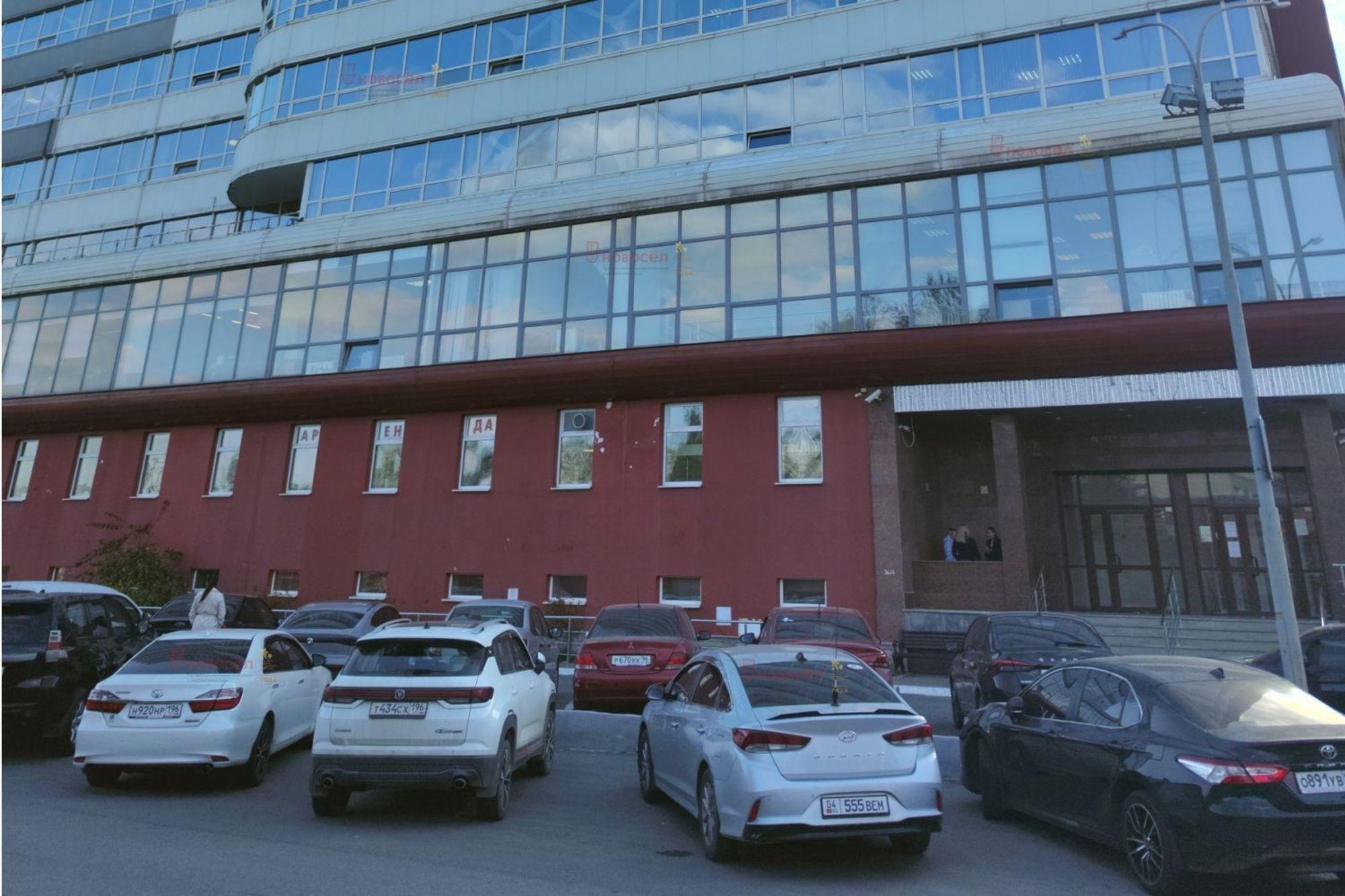 Сдать офис, помещение под офис за 65 000 рублей на Крестинского 44