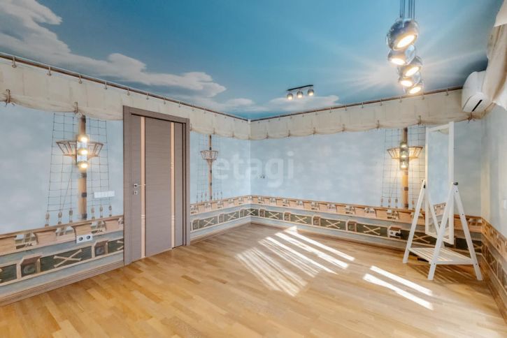 4-комн квартира Рощинская улица