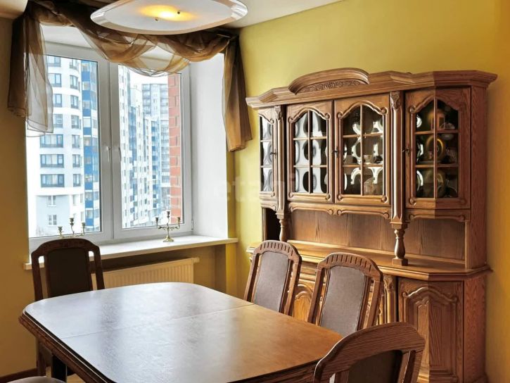 3-комн квартира Пешеходная улица