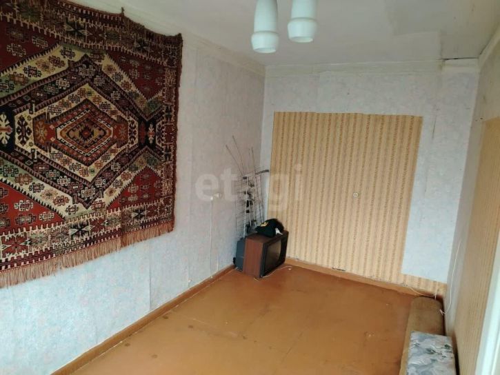 3-комн квартира улица Красных Командиров