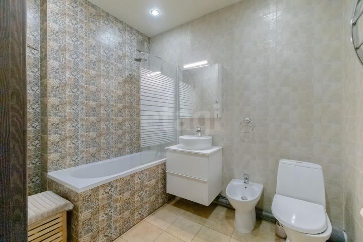 2-комн квартира улица Токарей