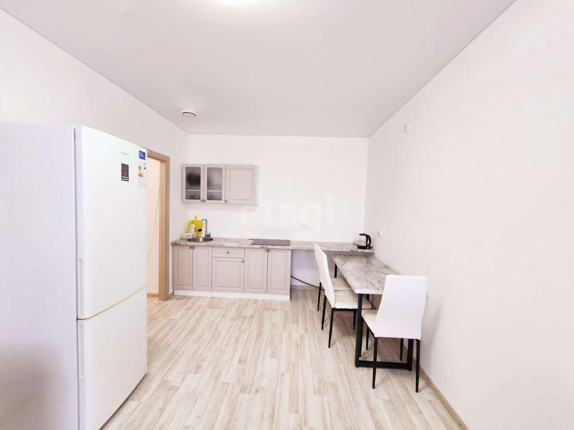 Продажа 2-комн квартиры проспект Академика Сахарова