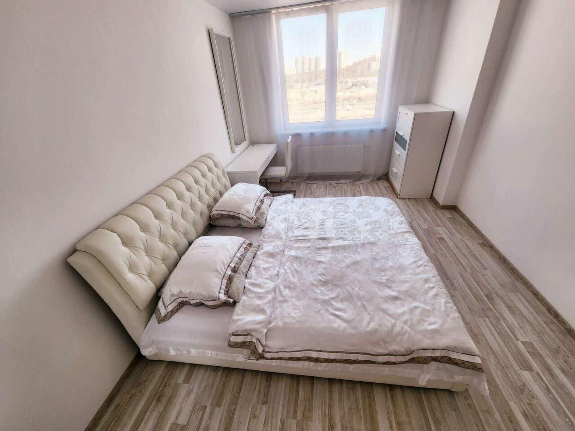 Продажа 2-комн квартиры проспект Академика Сахарова