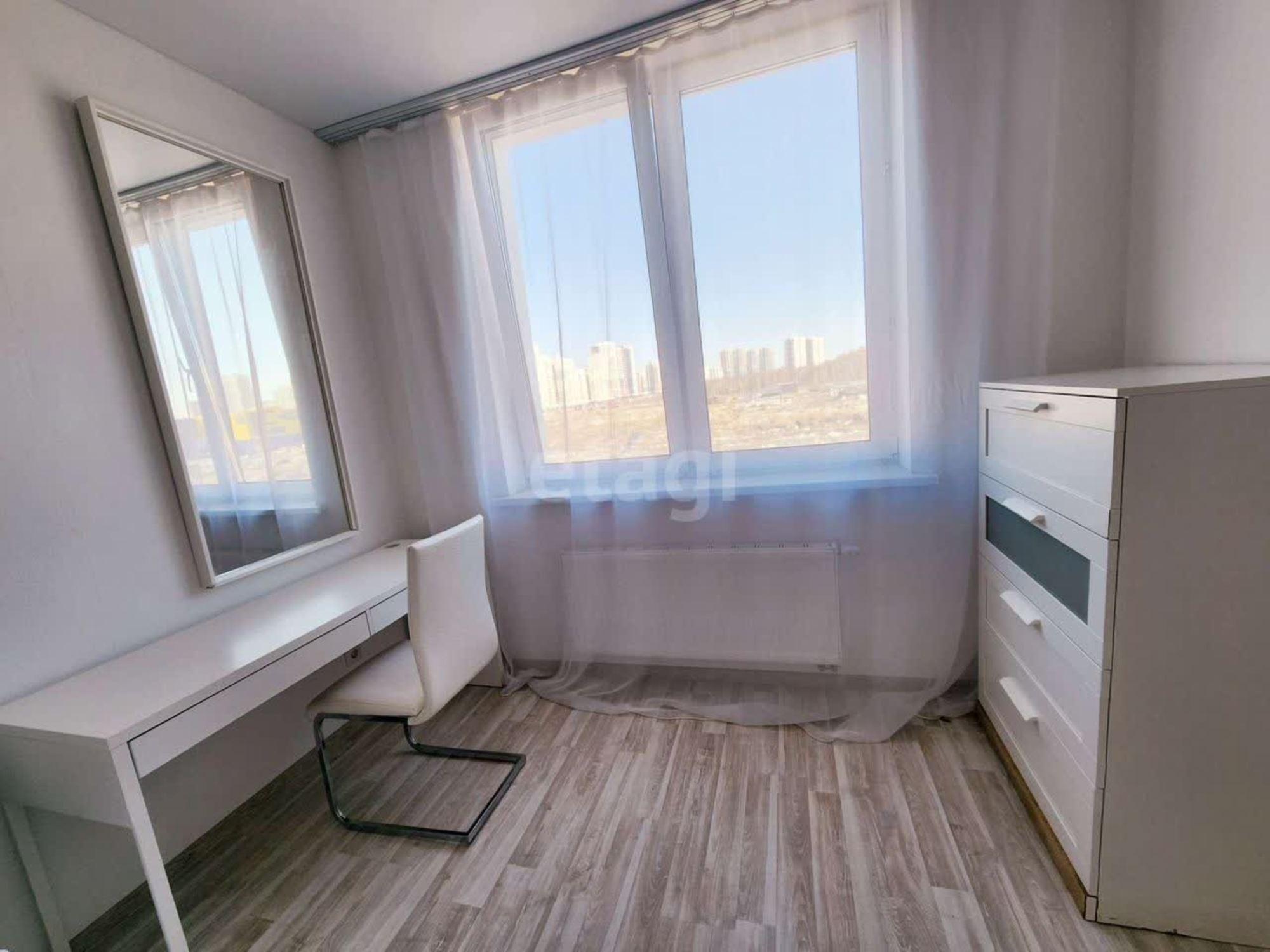 Продажа 2-комн квартиры проспект Академика Сахарова