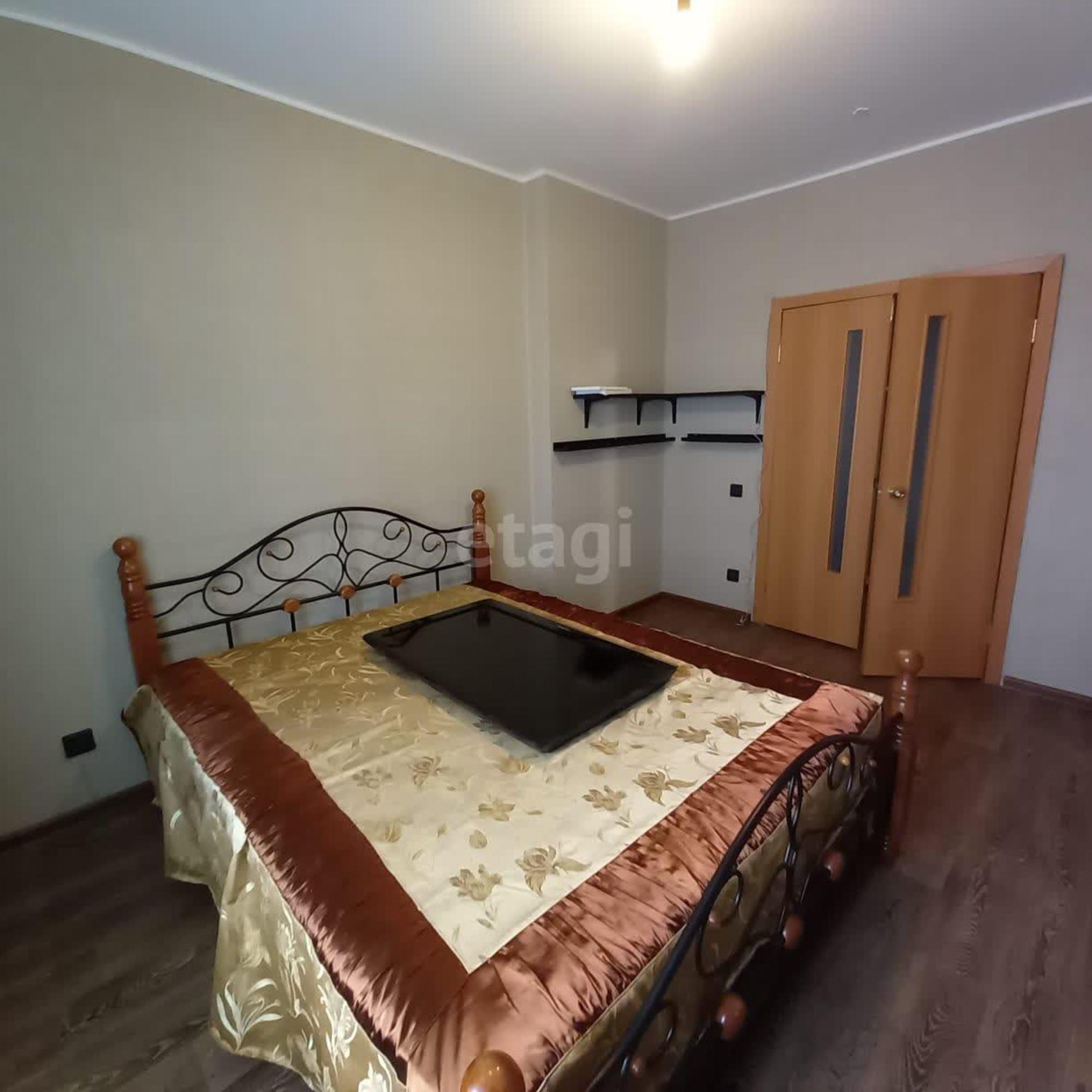 Аренда 2-комн квартиры улица Вильгельма де Геннина