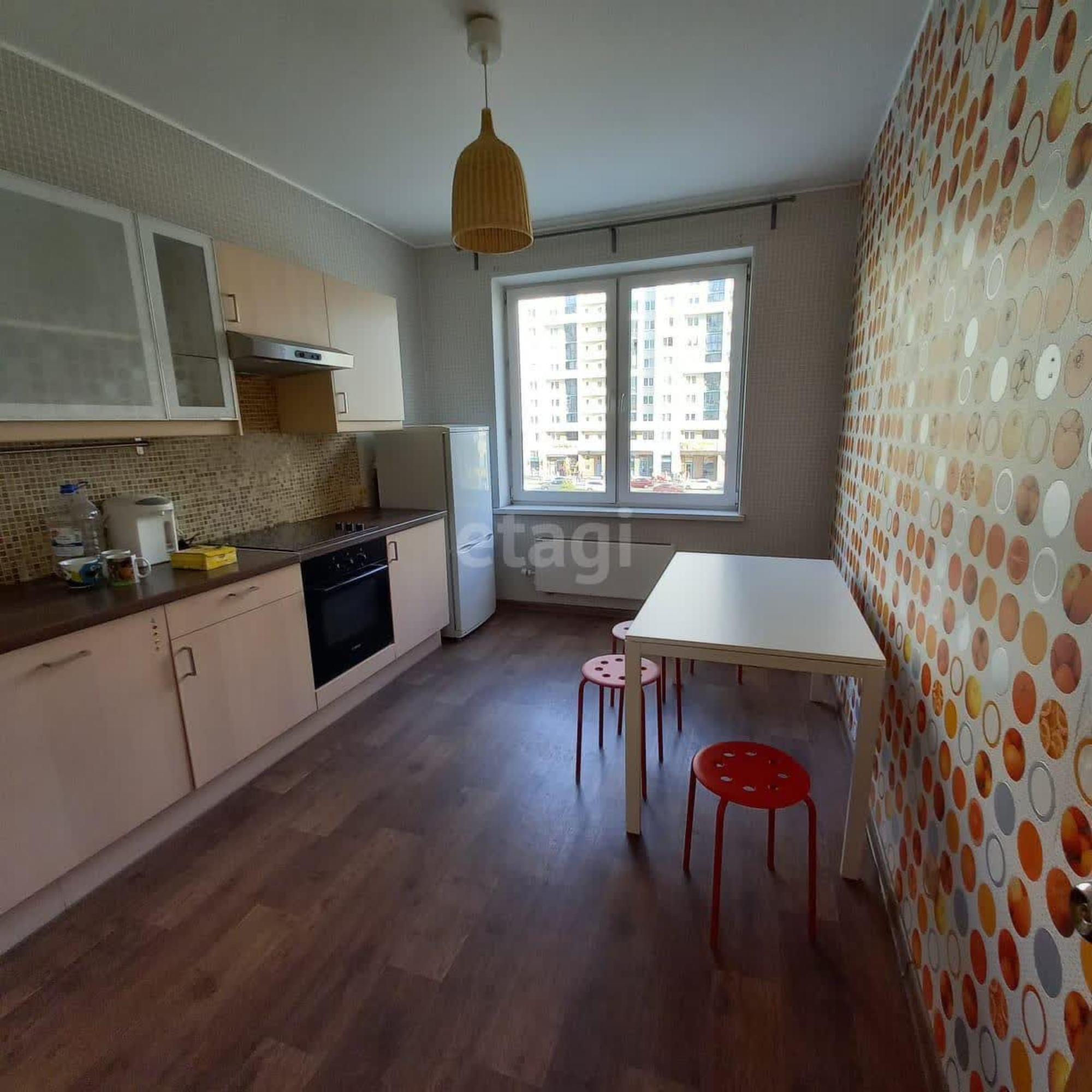 Аренда 2-комн квартиры улица Вильгельма де Геннина