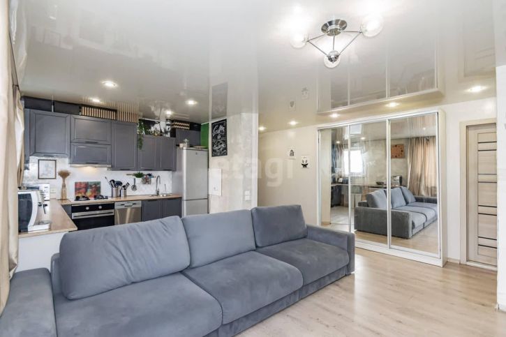 2-комн квартира улица Старых Большевиков