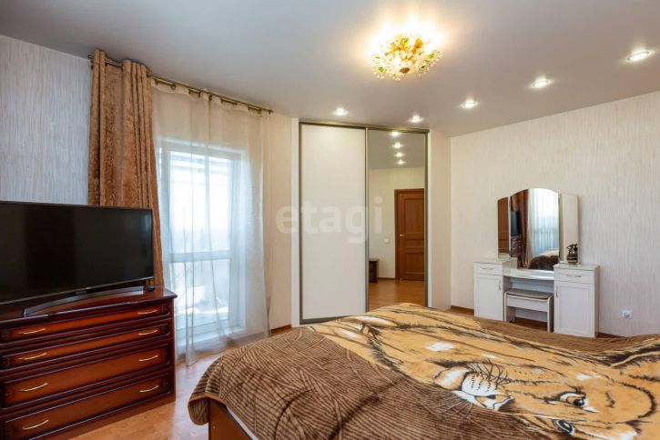 3-комн квартира Луганская улица