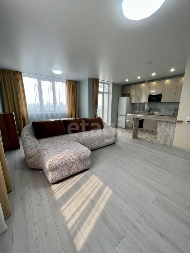 3-комн квартира Миасская улица