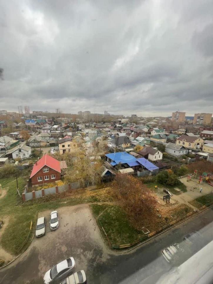 4-комн квартира Окружная улица