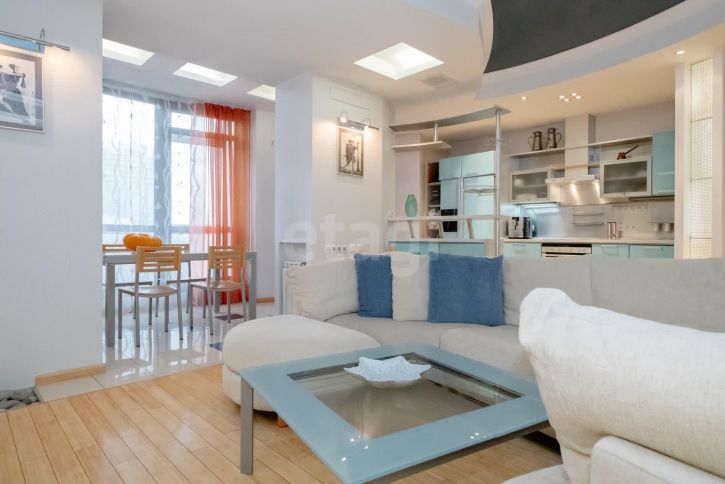 3-комн квартира улица Шевелёва