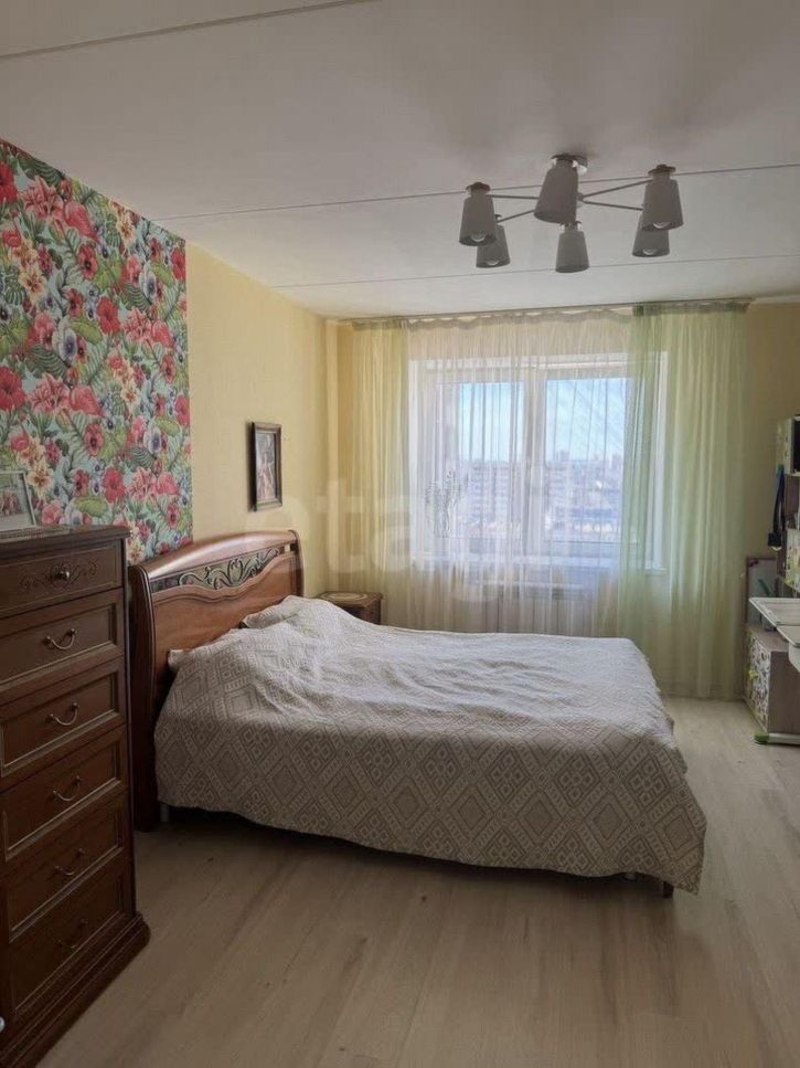 3-комн квартира бульвар Денисова-Уральского