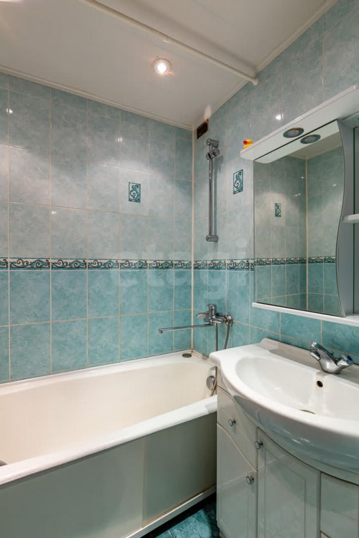 2-комн квартира улица Чкалова