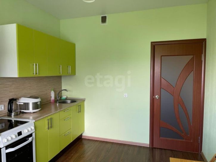 2-комн квартира улица Мира