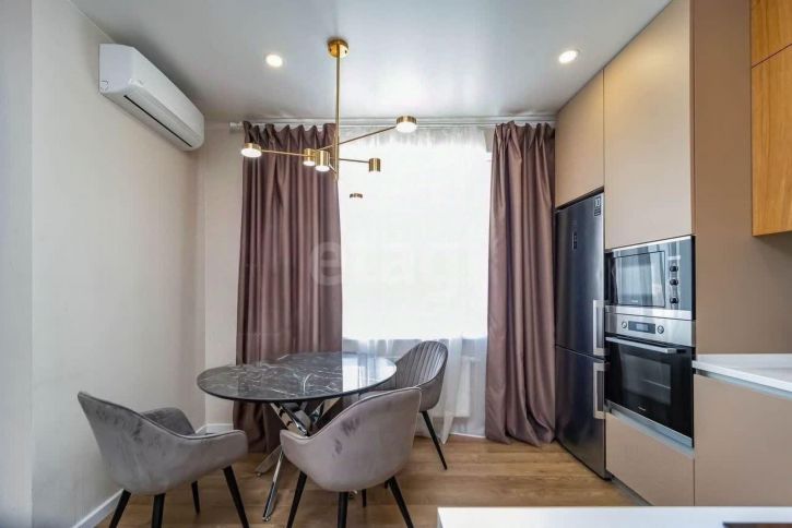 3-комн квартира улица Вильгельма де Геннина