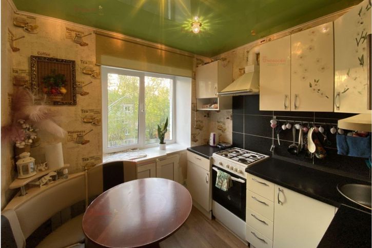 2-комн квартира Хрустальная 45