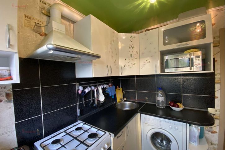 2-комн квартира Хрустальная 45