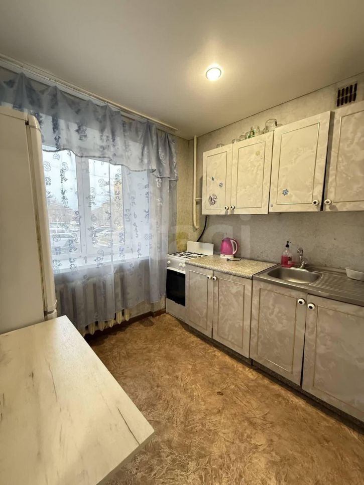 2-комн квартира проспект Космонавтов