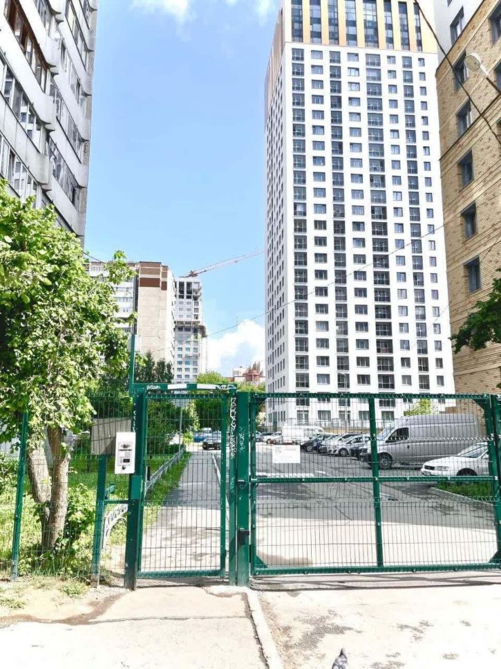 4-комн квартира улица Калинина