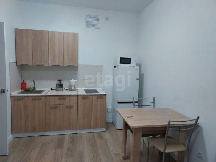 2-комн квартира улица Данилы Зверева