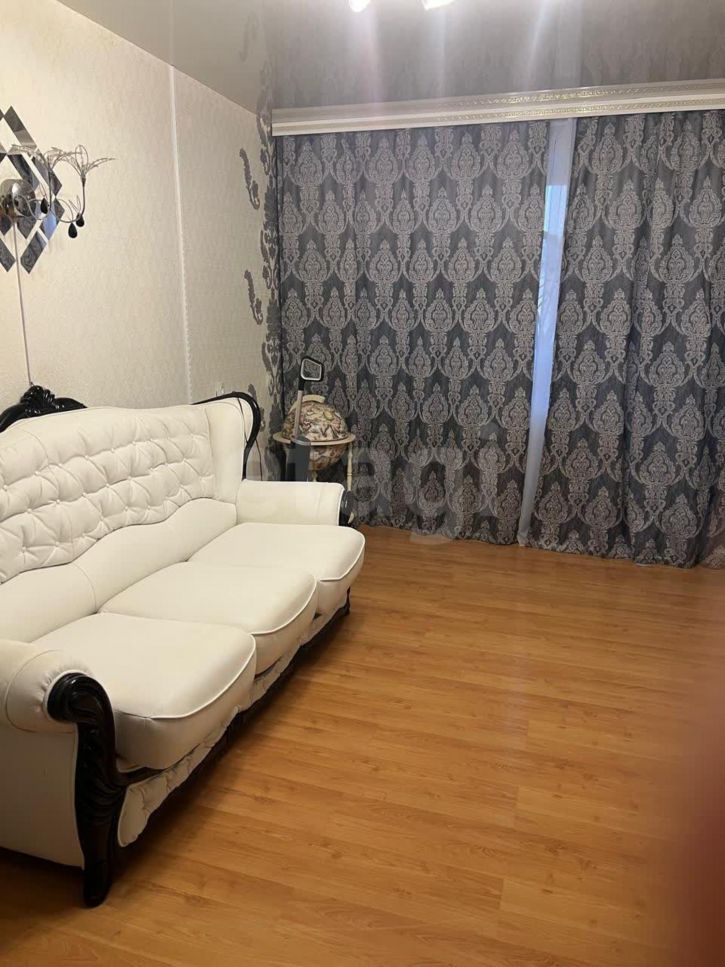 3-комн квартира Изоплитная улица