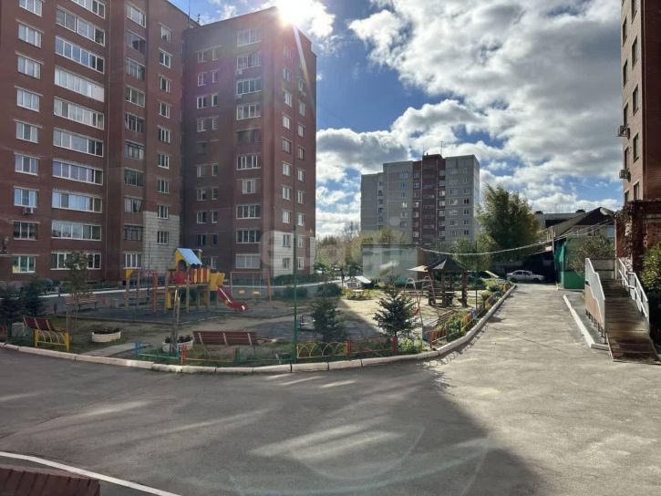 3-комн квартира Бисертская улица