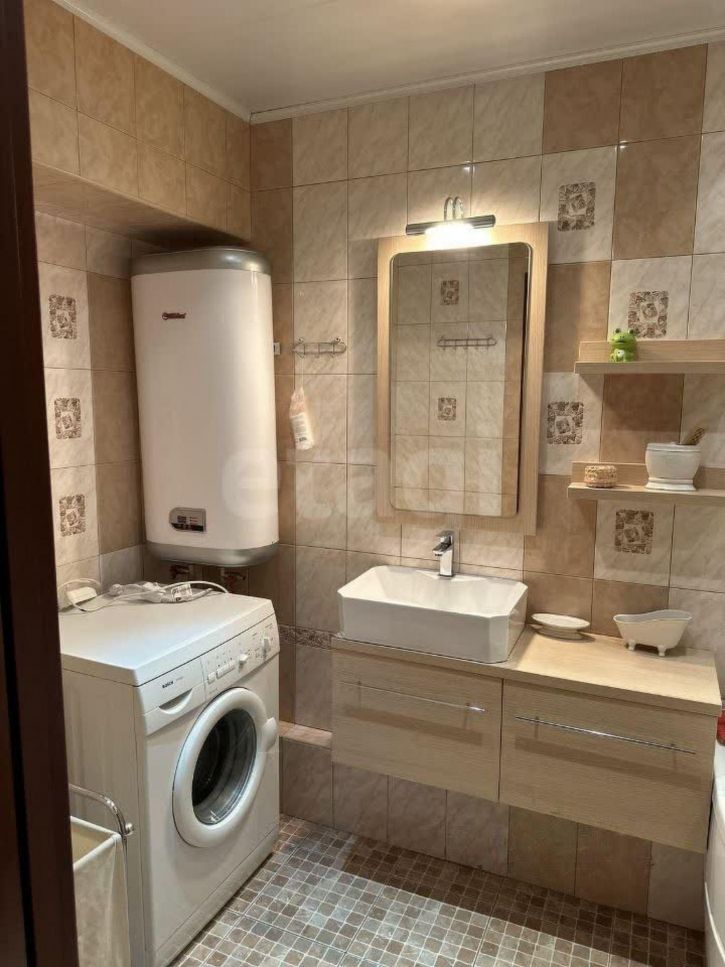 3-комн квартира Бисертская улица