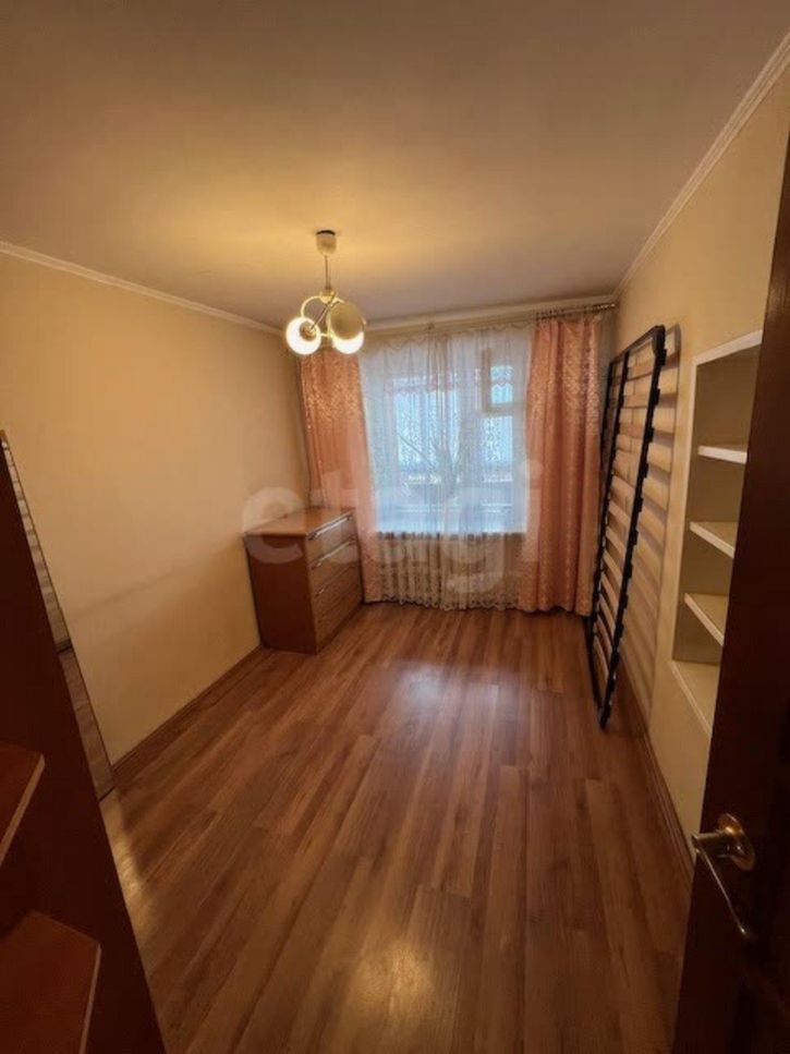 4-комн квартира Таёжная улица