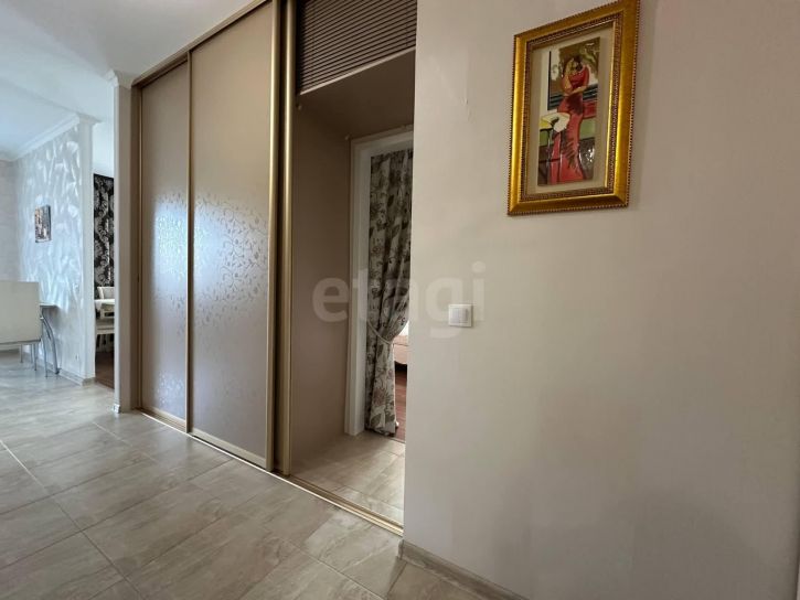 2-комн квартира улица Амундсена