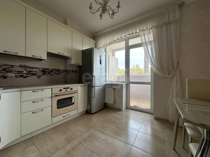 2-комн квартира улица Амундсена