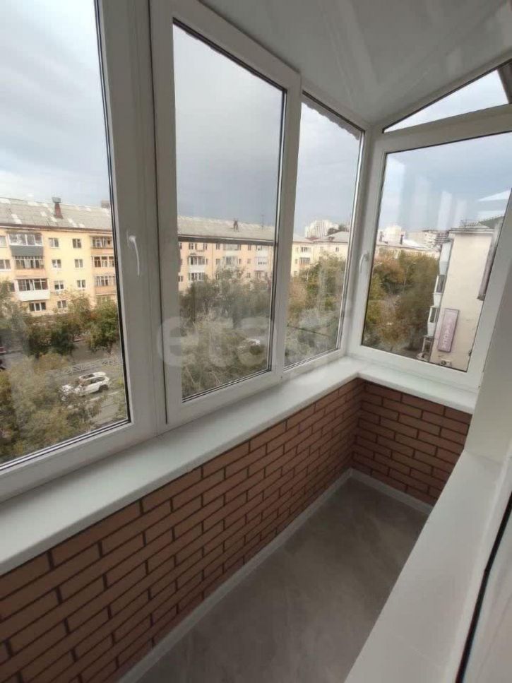 2-комн квартира улица 8 Марта