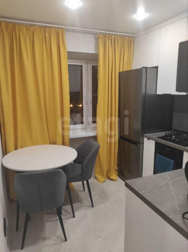 2-комн квартира улица 8 Марта