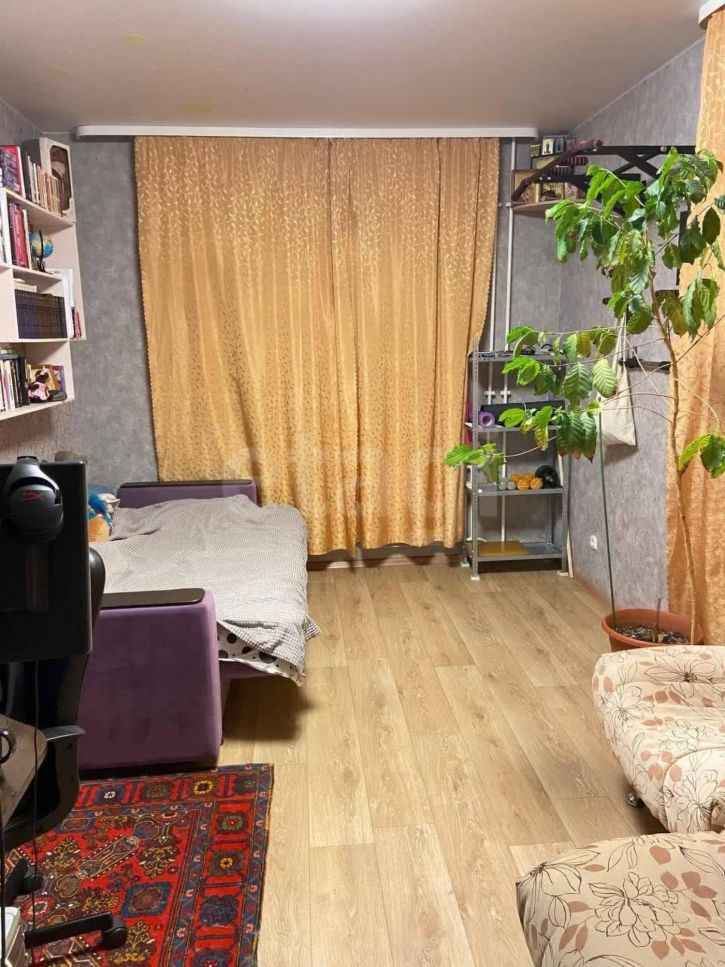 2-комн квартира улица Крауля