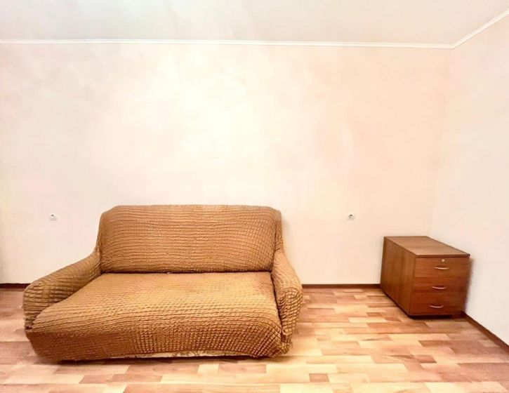 1-комн квартира улица Большакова