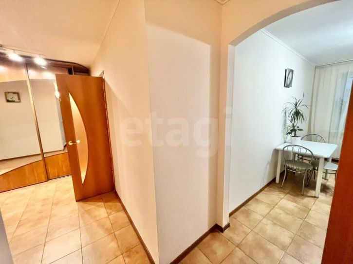 1-комн квартира улица Большакова