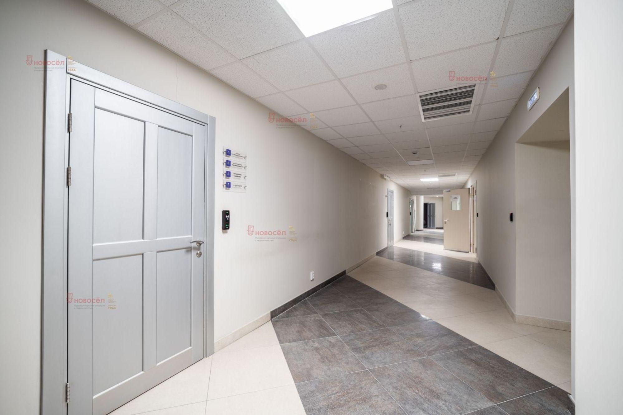 Сдать офис, помещение под офис за 406 980 рублей на Бориса Ельцина 3/2