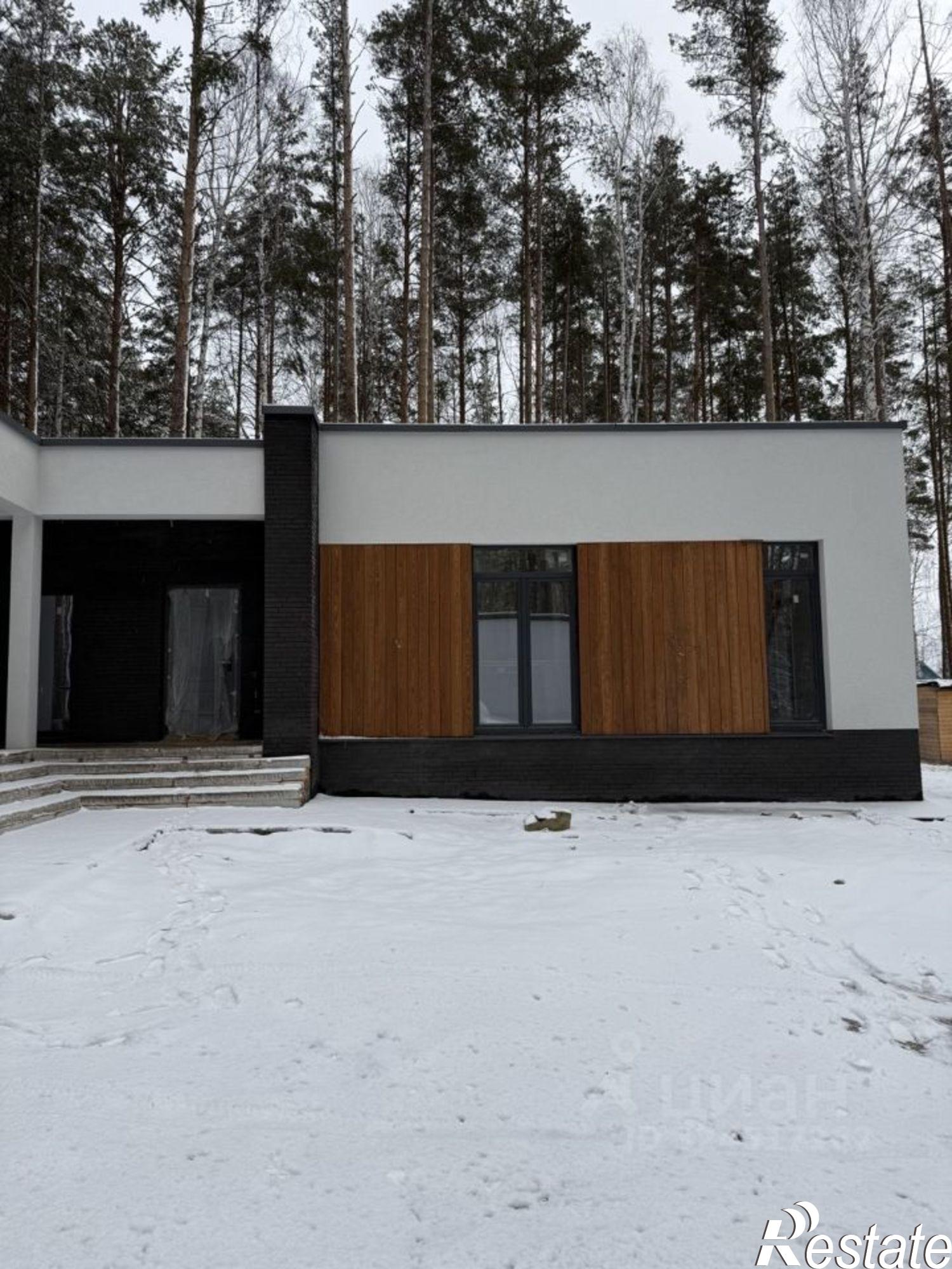 Купить дачу, дом, коттедж за 25 000 000 рублей на Уткинская улица, 39