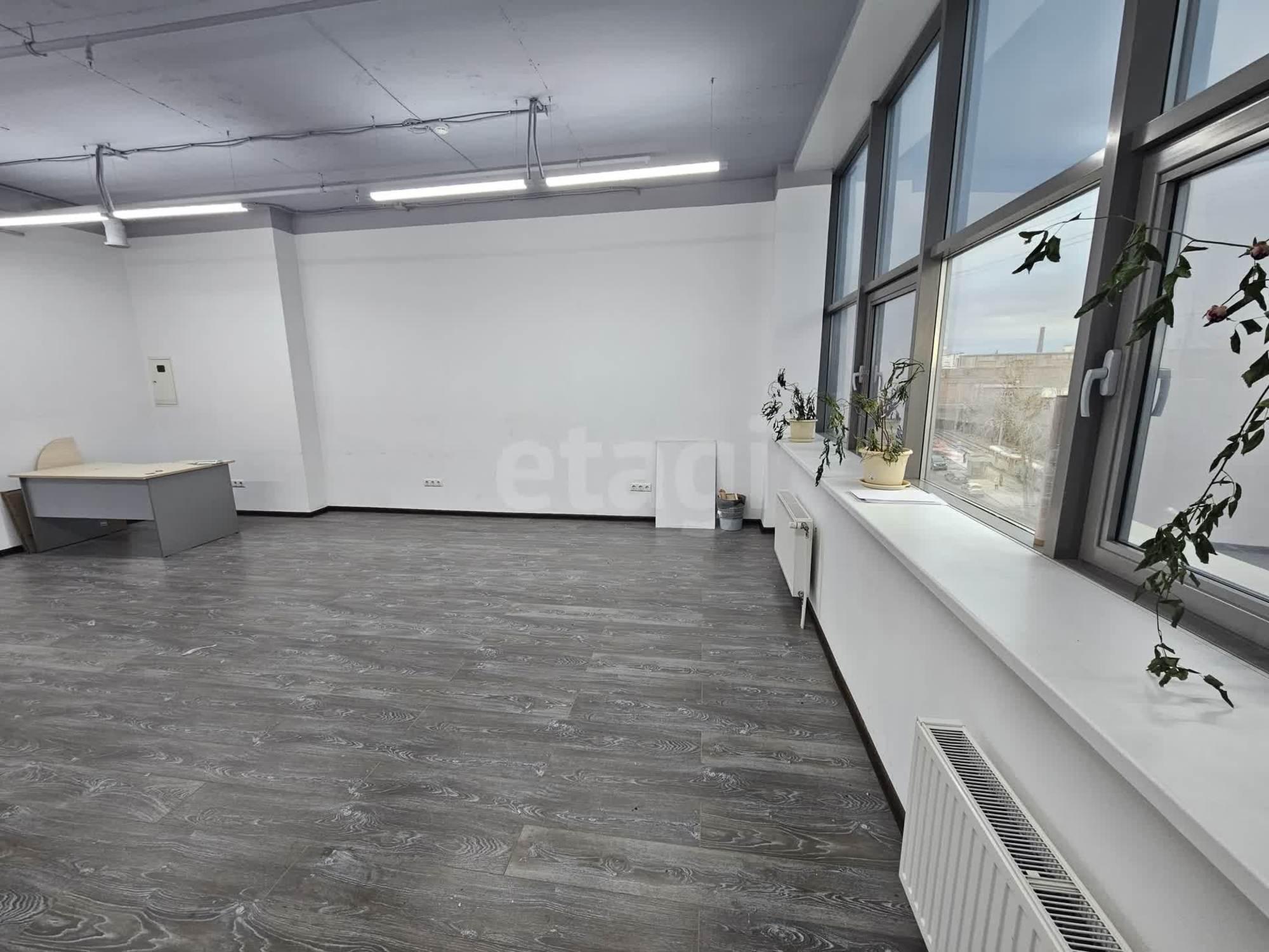 Купить офис, помещение под офис за 7 500 000 рублей на улица Халтурина