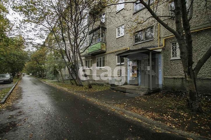 3-комн квартира улица Серафимы Дерябиной
