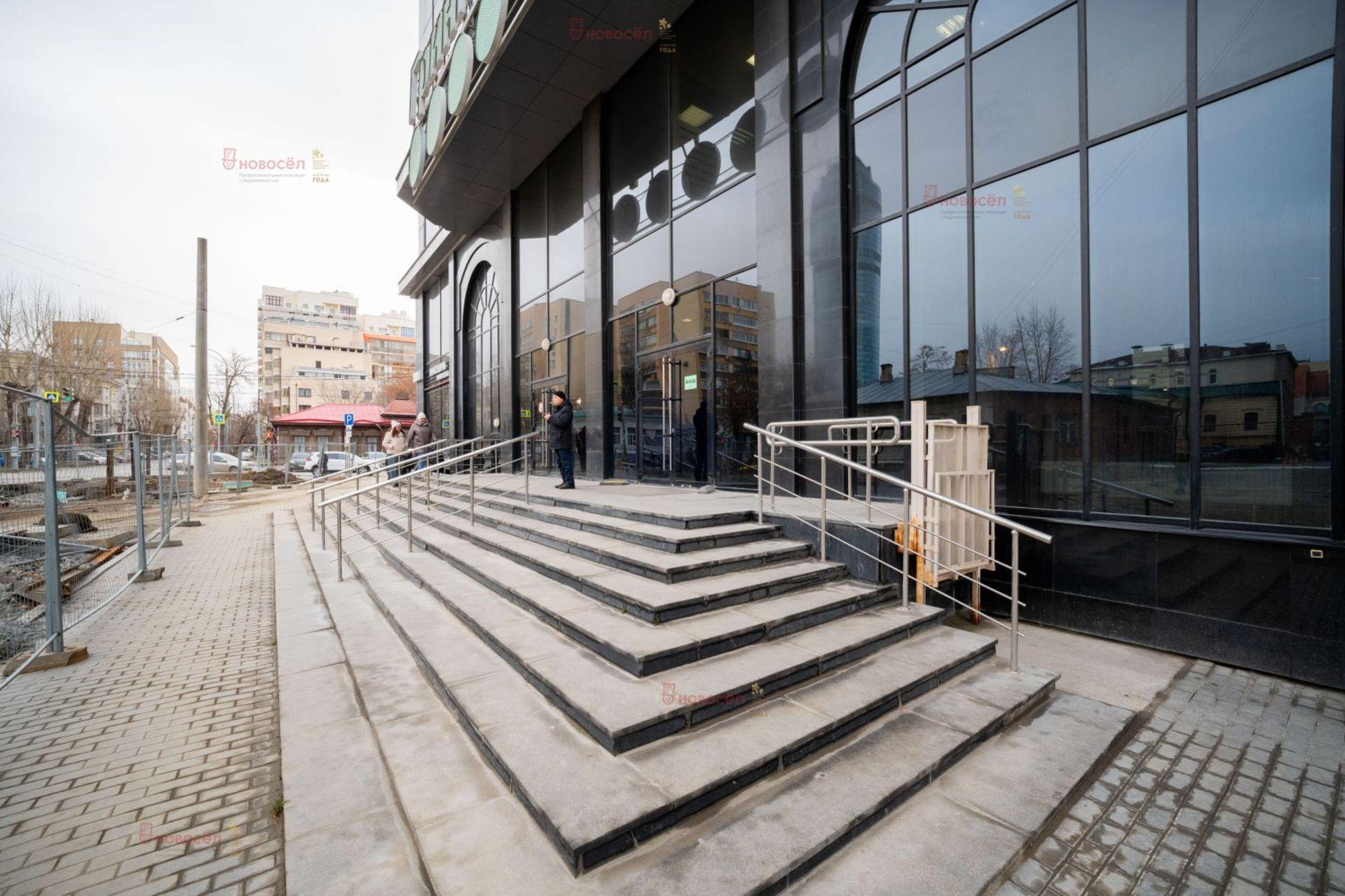 Сдать офис, помещение под офис за 77 090 рублей на Розы Люксембург 22