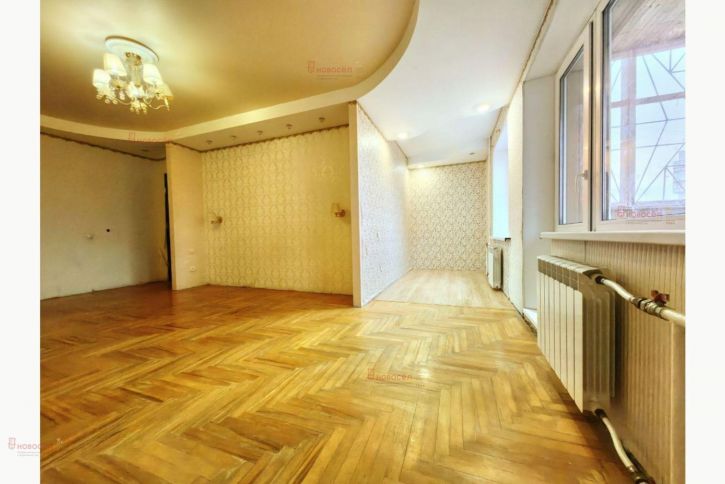 4-комн квартира Кимовская 4