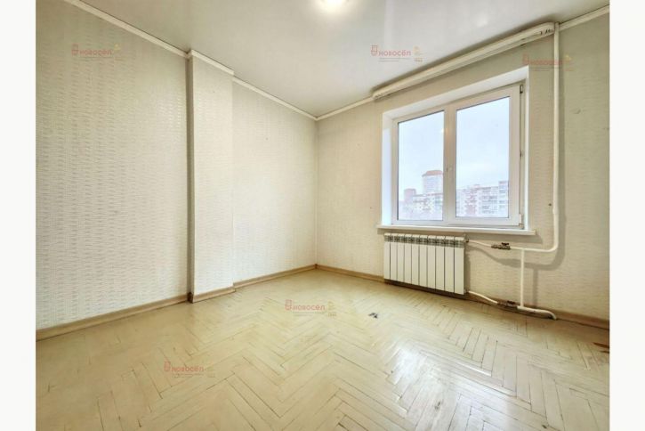 4-комн квартира Кимовская 4