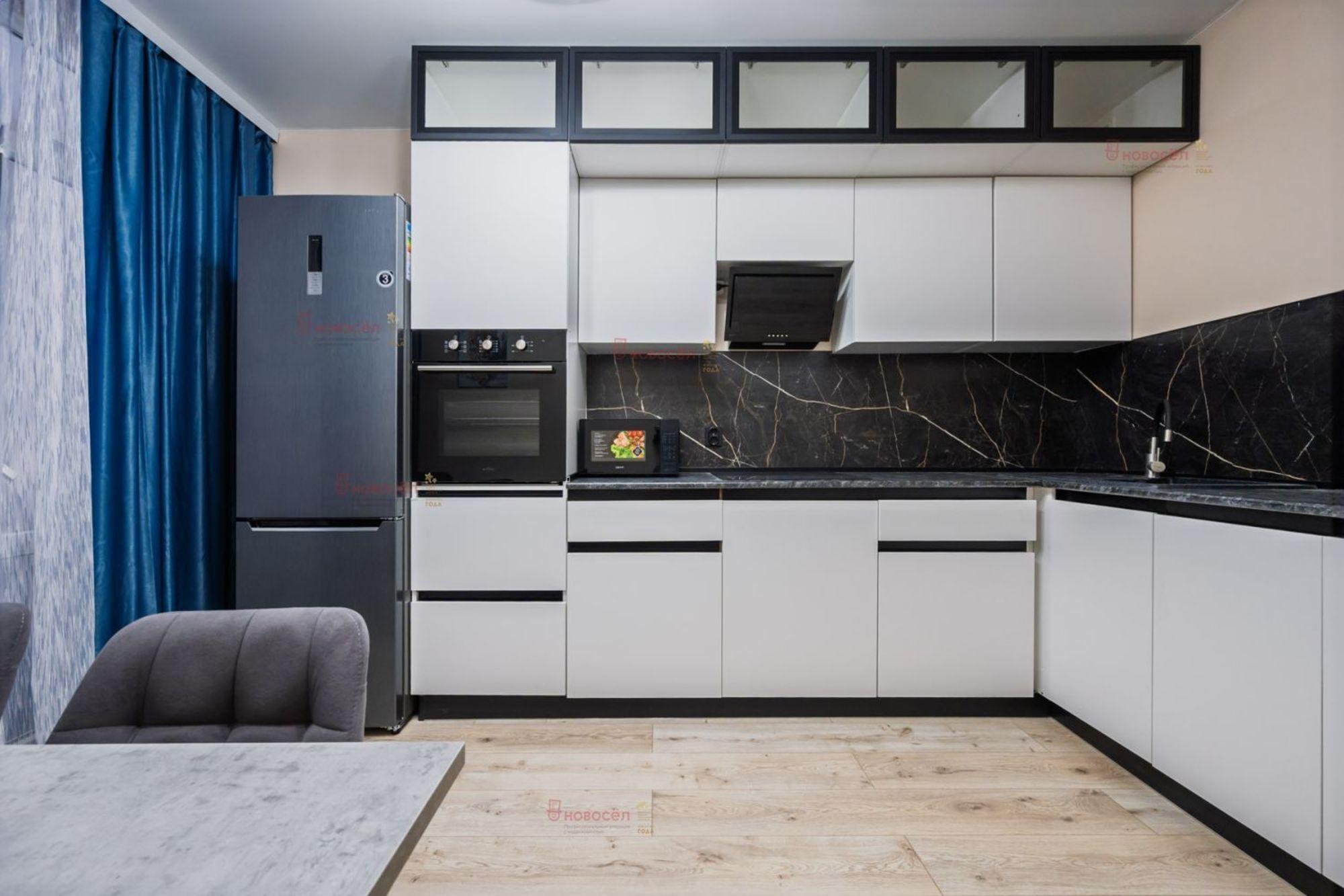 Купить квартиру за 6 990 000 рублей на Монтерская 8/2