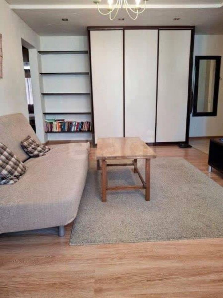 2-комн квартира Волгоградская улица