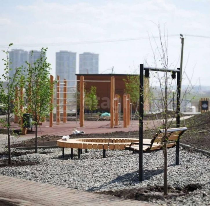 Студия улица Академика Парина