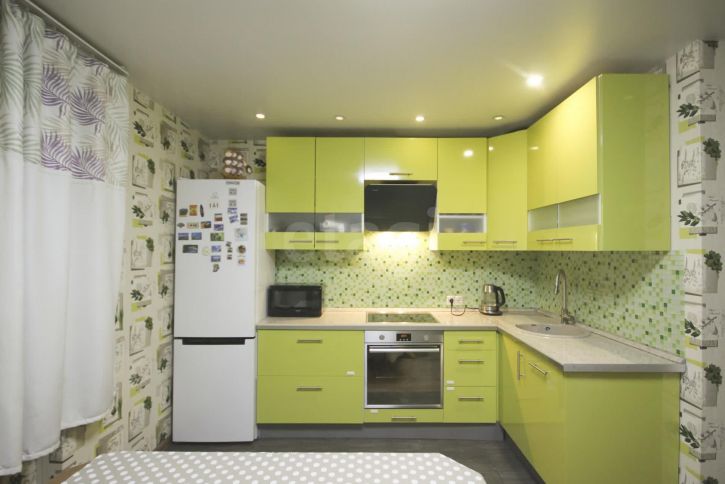 2-комн квартира улица Тверитина