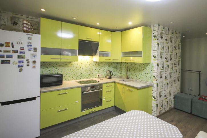 2-комн квартира улица Тверитина