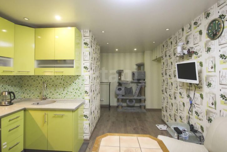 2-комн квартира улица Тверитина