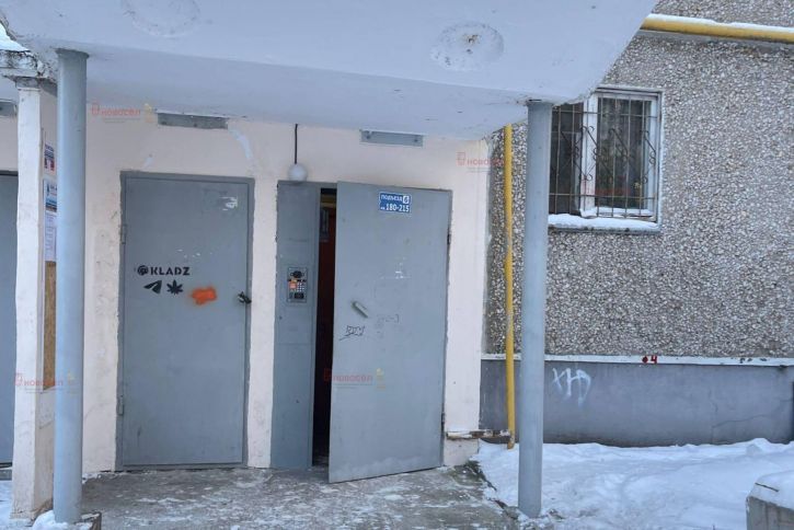 4-комн квартира Дагестанская 2